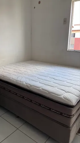 Cama queen Veneza