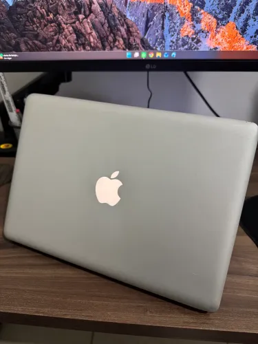 MacBook Pro 13 Mid 2010