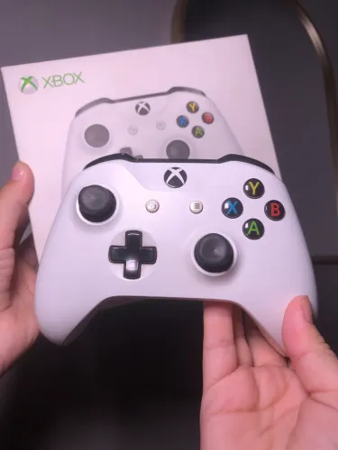 Controle Original Microsoft Xbox One / Series S / X Sem Fio (Wireless) - Branco com Caixa!