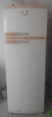 Geladeira boa