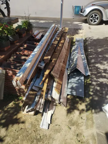 Sobra de área material de construção 