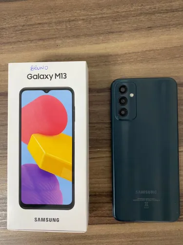Vendo Samsung M13 completo