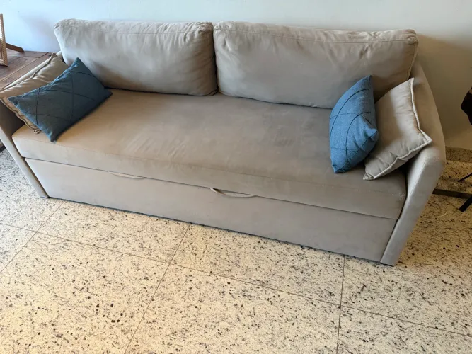 Lindo Sofá Cama Casal