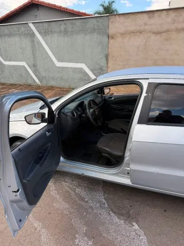 Volkswagen Gol Geração IV Titan 1.0 8V Total Flex Mec. 4P 2011