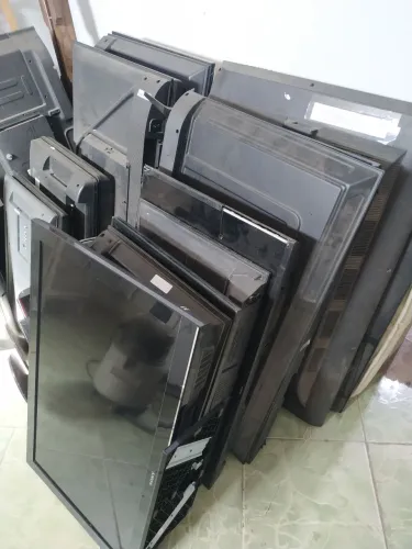 Lote de tvs com tela quebrada, de 32 a 50 polegadas 
