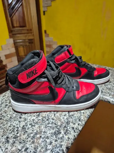 Tênis nike borough mid vermelho 