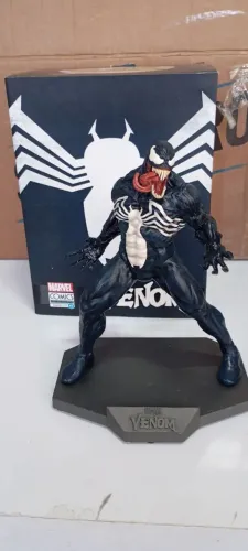 Boneco Venom Iron Studios 