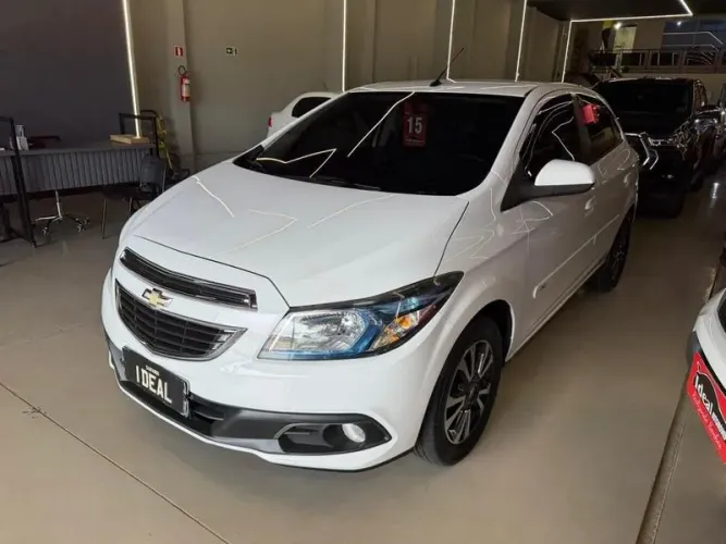 Chevrolet Onix Hatch LTZ 1.4 8V Flex Aut. 4P 2015