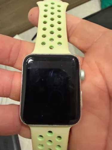 Apple Watch Series 3 (leia)