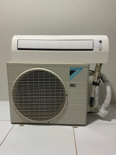 Ar condicionado Daikin inverter R32 modelo novo 9 mil btus