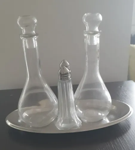Galheteiro de vidro com base inox 5 peças azeite vinagre sal e pimenta