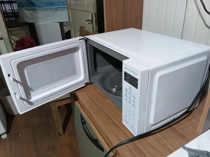 Micro-ondas, estado de novo, nenhum detalhe