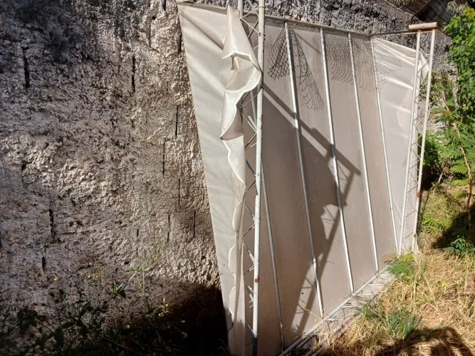 Vendo toldo pra ir logo R$150,00