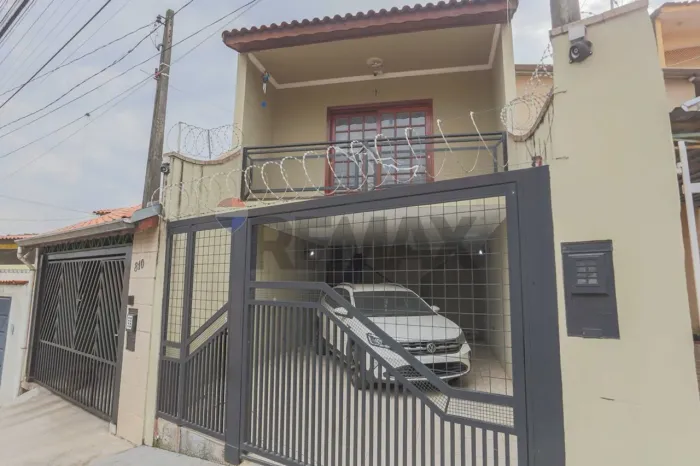 Casa com 2 dormitórios sendo uma suíte no Jardim Brasilândia na Zona Norte de Sorocaba!