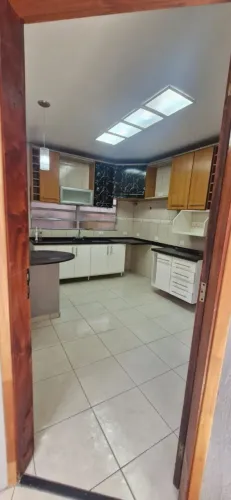 Casa de vila Jd. Campinas próximo estação Varginha
