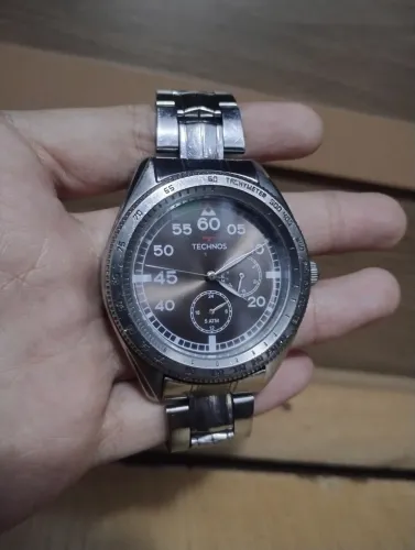 Relógio Technos Racer modelo 6P22AF