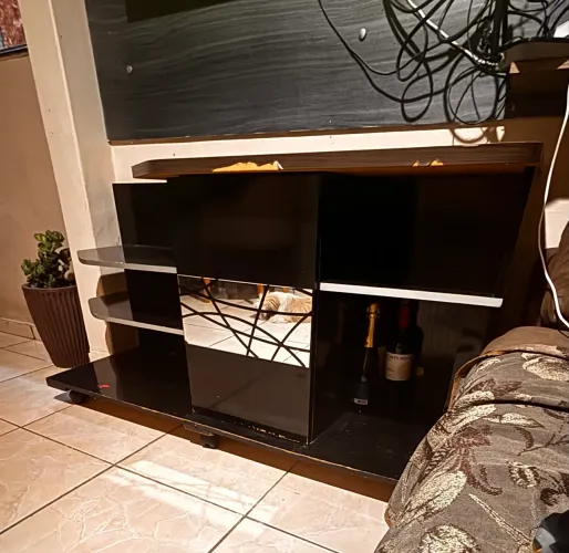     Rack Preto Completo para Sala!