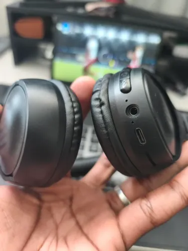 Fone básico com entrada pra cartão