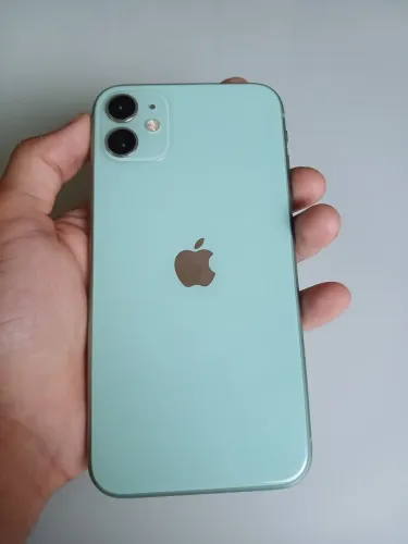 Iphone 11 verde