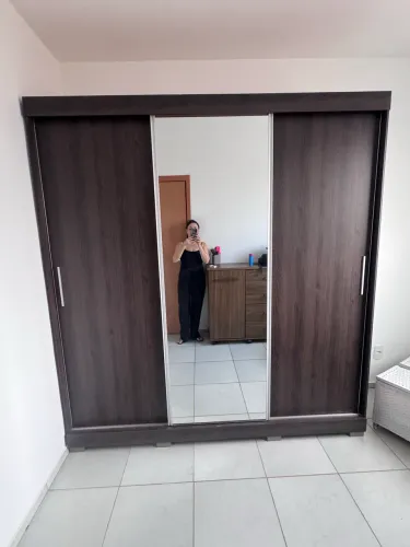 Guarda-roupas