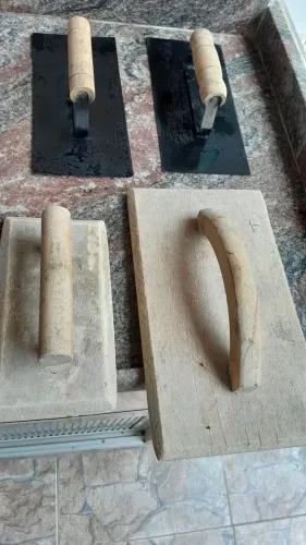 4 desempenadeiras de obra