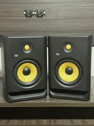 KRK 7 G4 - Monitor de áudio