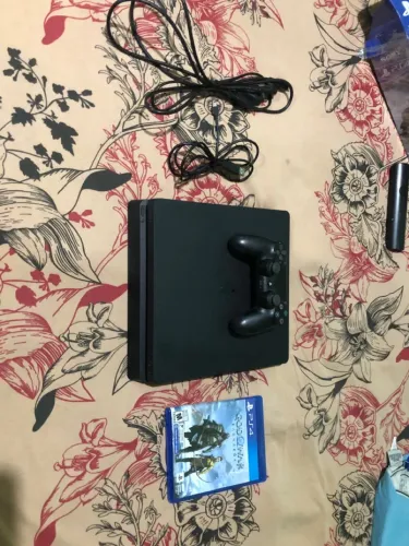 PS4 Slim 1TB Semi Novo - 9 Meses Uso - Nunca Aberto - Impecável