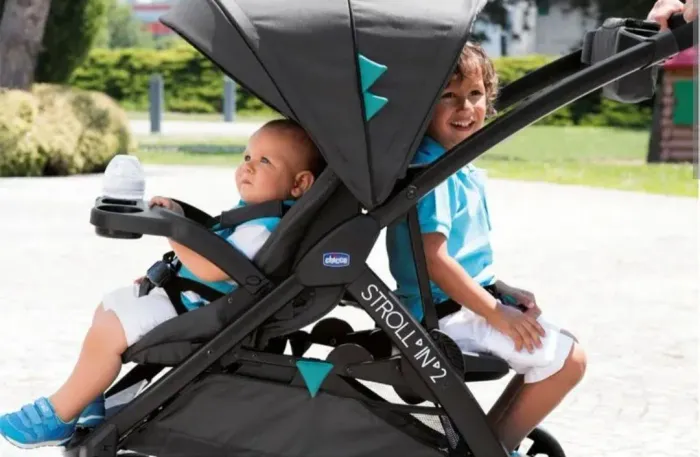 Carrinho De bebê Duplo Stroll in 2 (ideal para irmãos de idades diferentes)