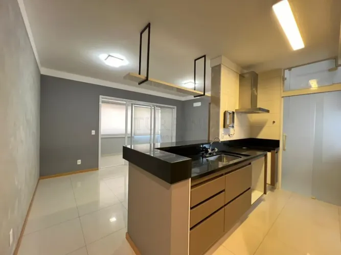 Apartamento para locação no edifício Costa dos Corais em Bauru-SP.