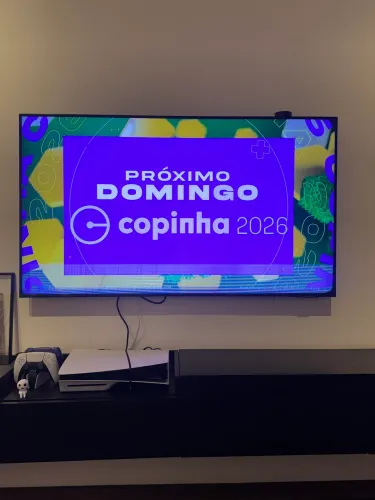 Samsung Smart TV 55 QLED 4K 55Q65B 2022 COM DEFEITO