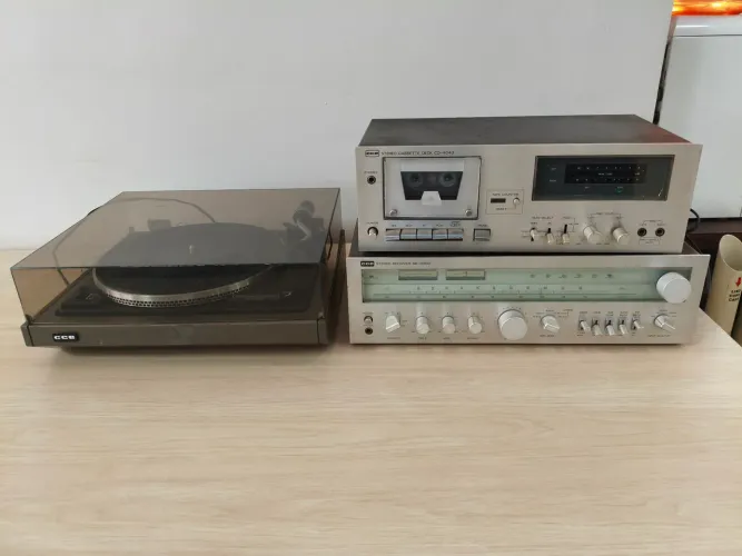 Toca Discos Receiver Tape Deck Cce Cd4040 Sr6000 Bd3000