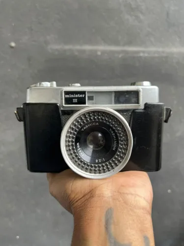 Camera Profissional Analógica Yashica Minister lll