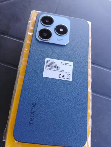 Vendo Realme C63 128gb Com NFC