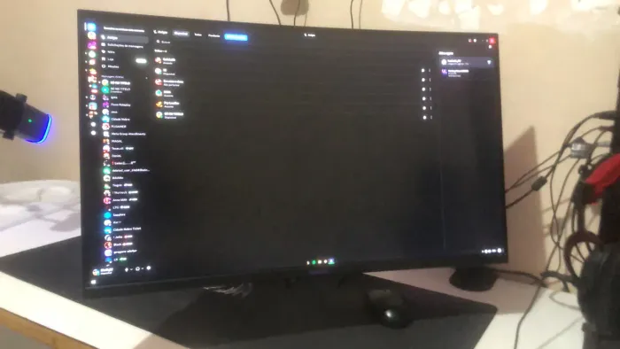 Monitor curvo 2k 27p 180hz 1ms + braço articulado