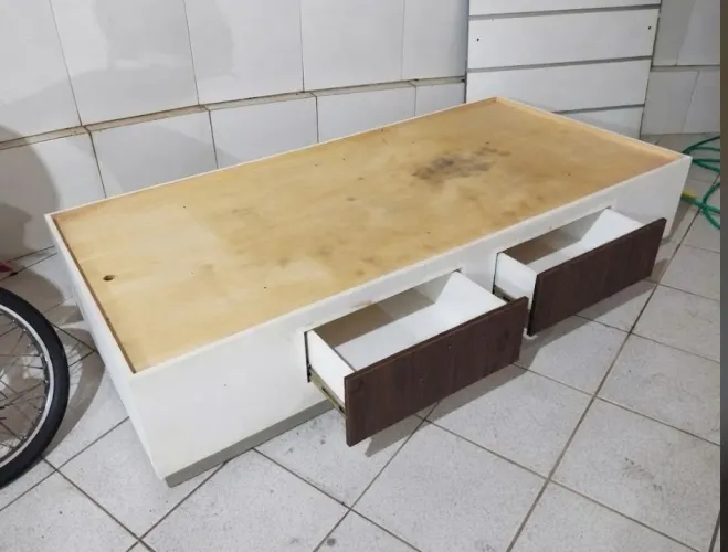 Cama Solteiro em madeira e mdf de alta resistência
