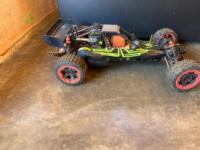 Automodelo Baja 5b