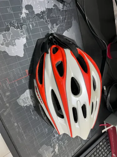 Capacete bicicleta