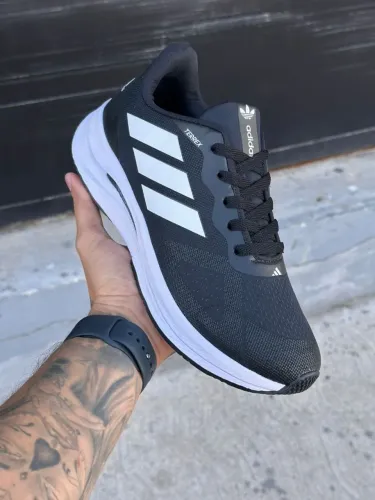 Tênis feminino primeira linha