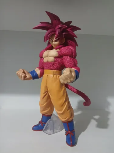 Dragon ball Goku (Ssj 4) Daima Figure MASTERLISE