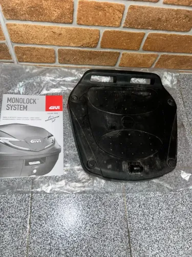 Base Givi Para Qualquer Bauleto