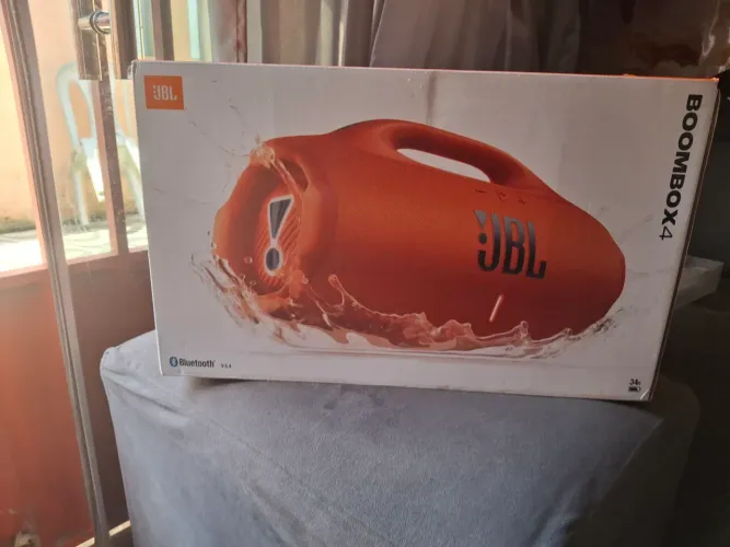 jBL boombox 4 zerada com nota fiscal na garantia