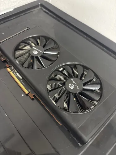 MLLSE RX 5700 8GB GDDR6 - COM DEFEITO / SUCATA / PEÇAS