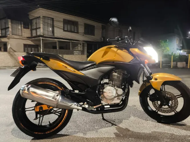 CB 300R Impecável 100% original 
