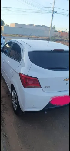 Chevrolet Onix Hatch LT 1.4 8V Flex Mec. 4P 2018