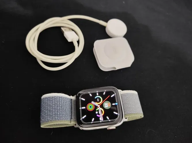 Apple Watch 4 GPS + eSim 44mm 