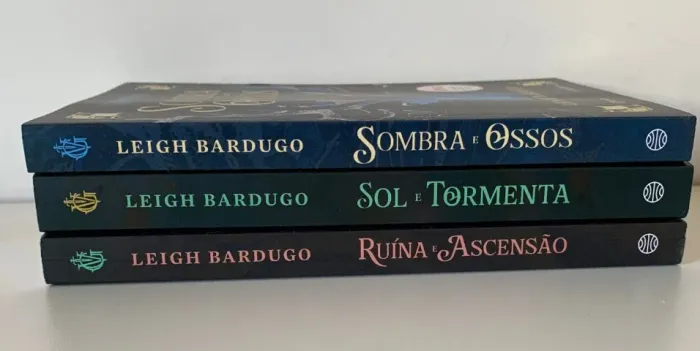 Trilogia Sombra e Ossos