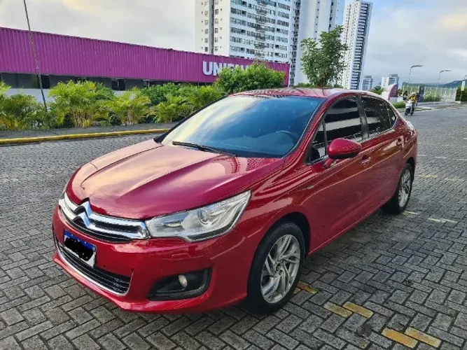 Citroen C4 Lounge Exclusive 1.6 Turbo 4P Aut. 2014
