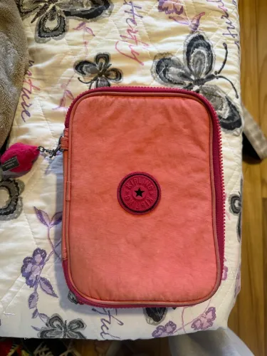 Estojo da Kipling grande na cor salmão