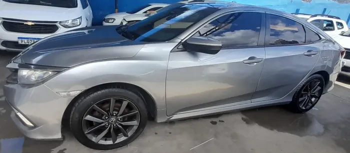 Veículos de locação motorista de aplicativo