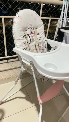 Vendo cadeira de alimentação infantil usada.